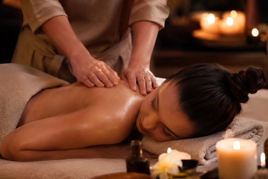 Massage en couple : comment créer un rituel de détente à la maison