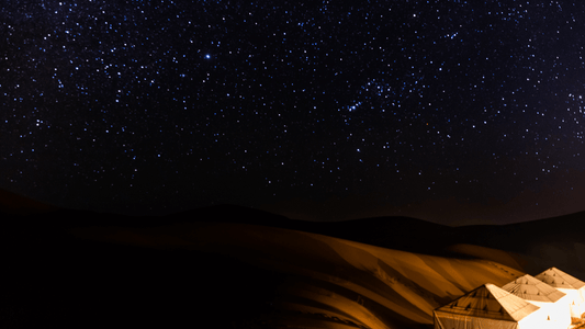 Nuit des déserts: comment les paysages du Maghreb inspirent la tranquillité et la réflexion